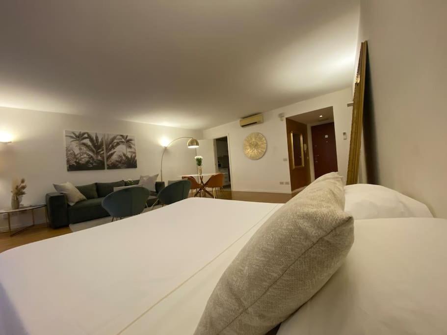 Apartment Alla Scala Milano-Palazzo di Prestigio