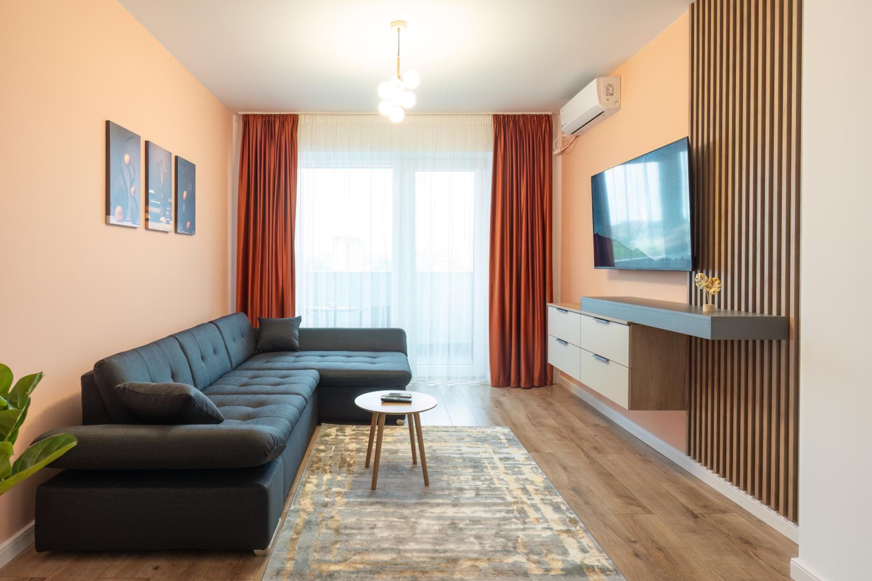 Juno Central Apartment view 4