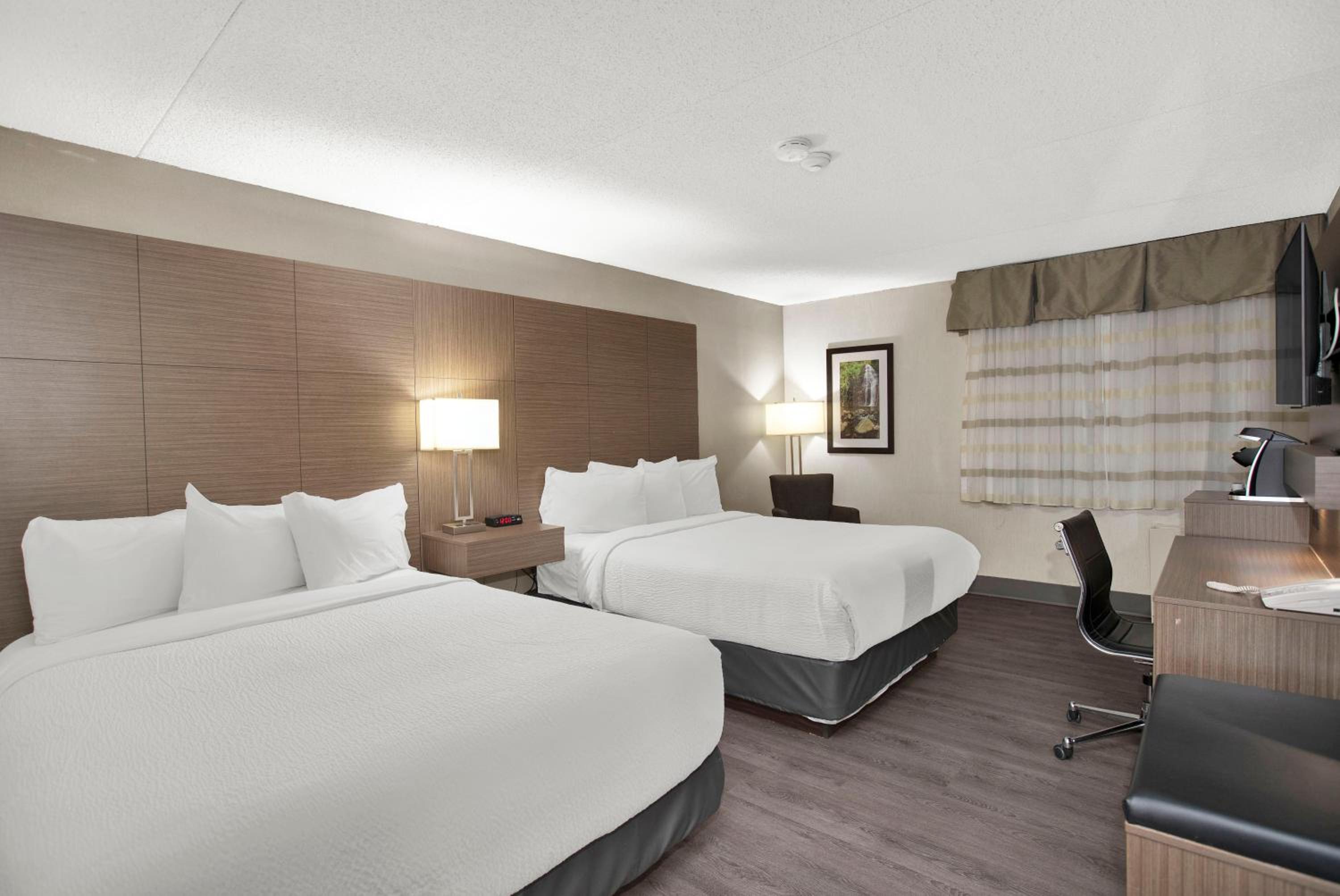 Thunder Bay Vacations - Superior Inn Hotel and Conference Centre Thunder Bay - Property Image 64