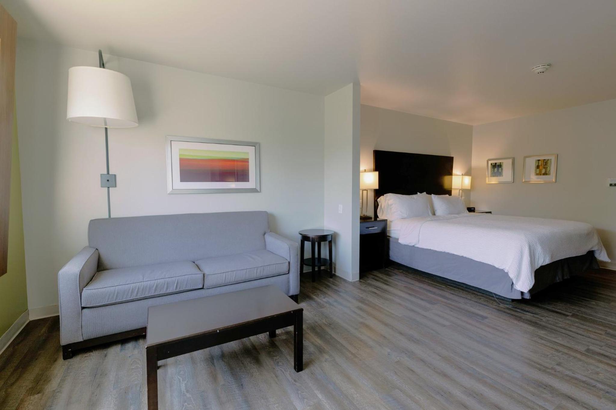 Holiday Inn Express and Suites Tahlequah, an IHG Hotel - Property Image 32