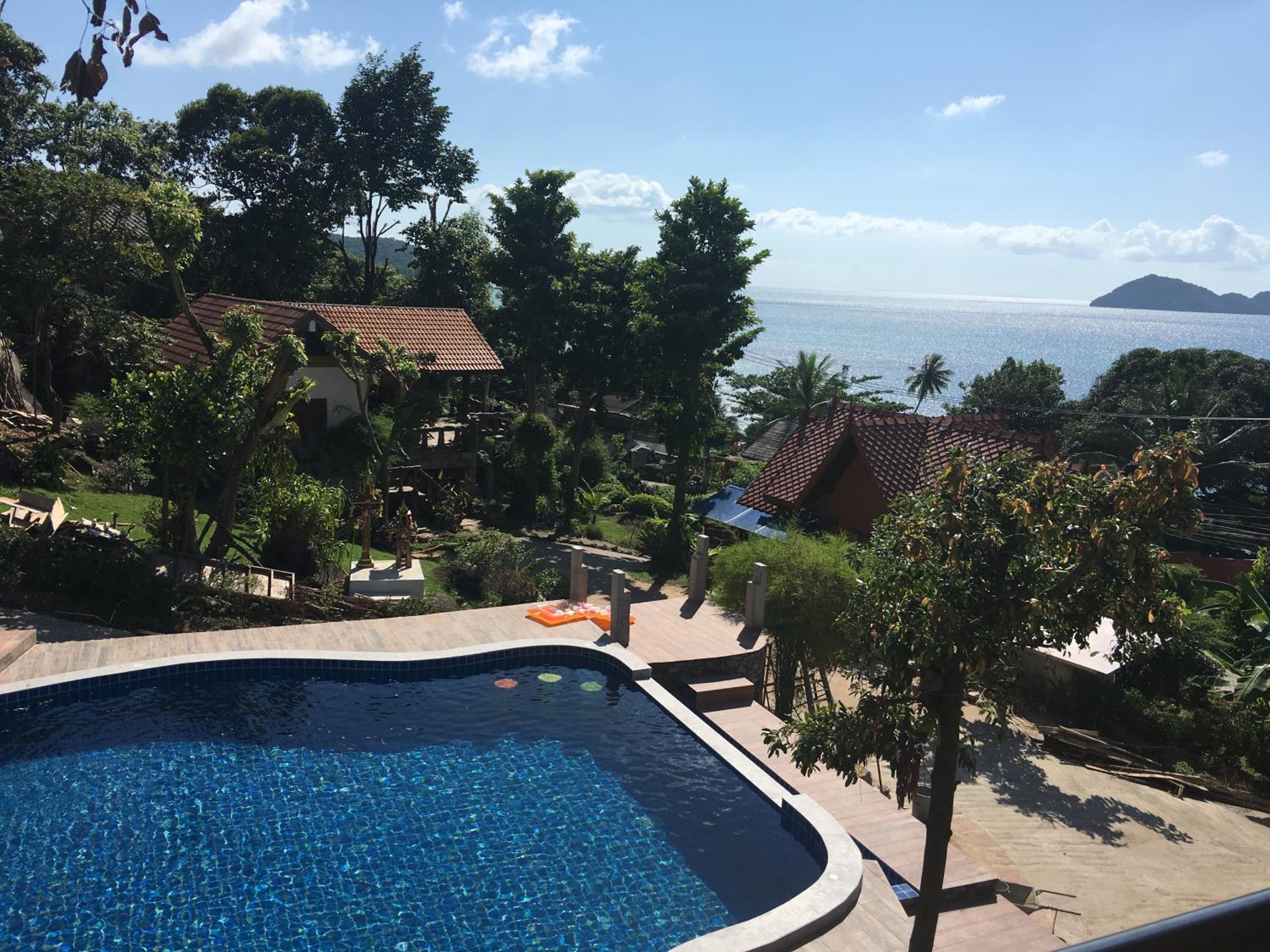 Sea Rock Resort