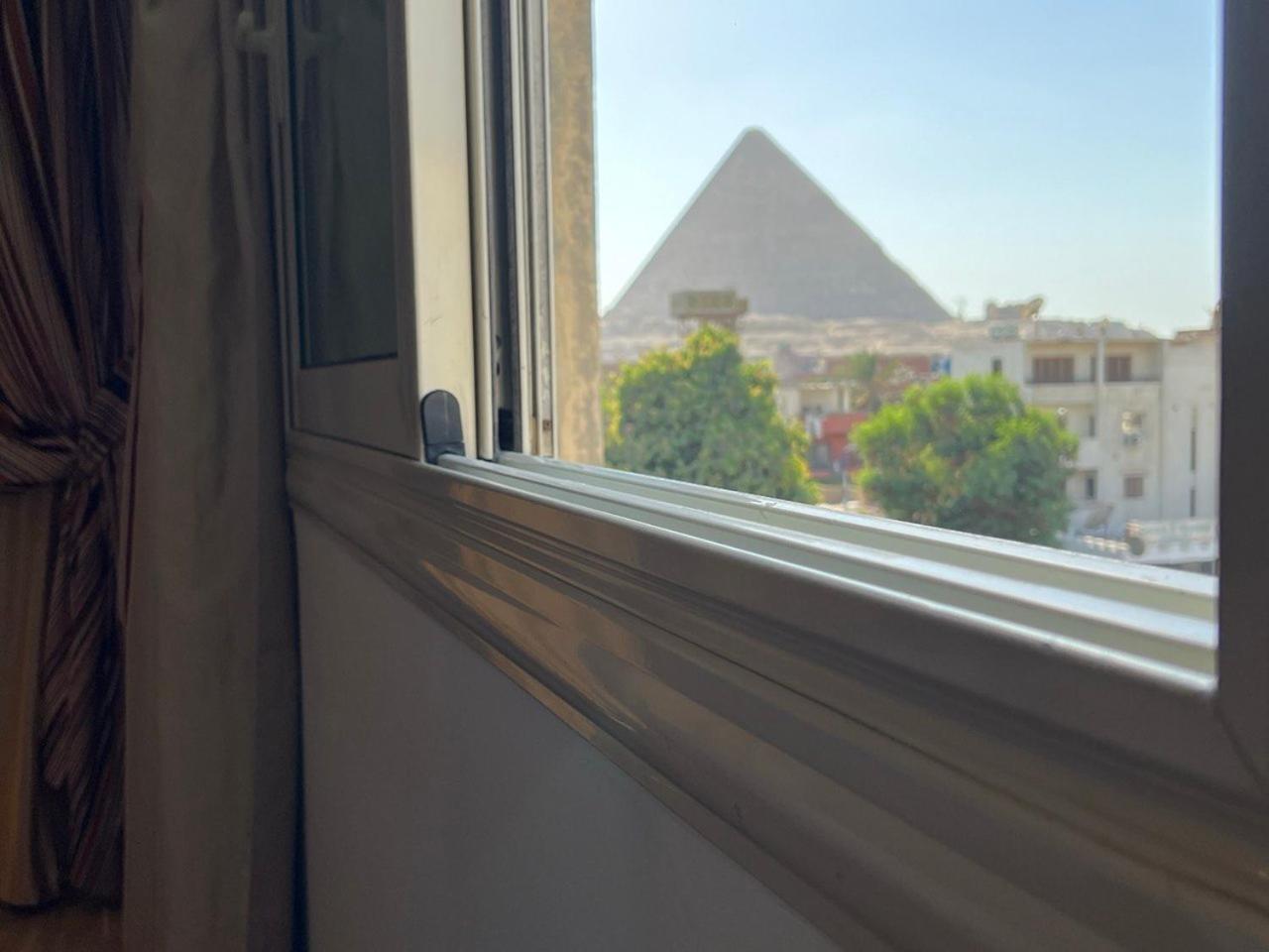El Aida pyramid view inn
