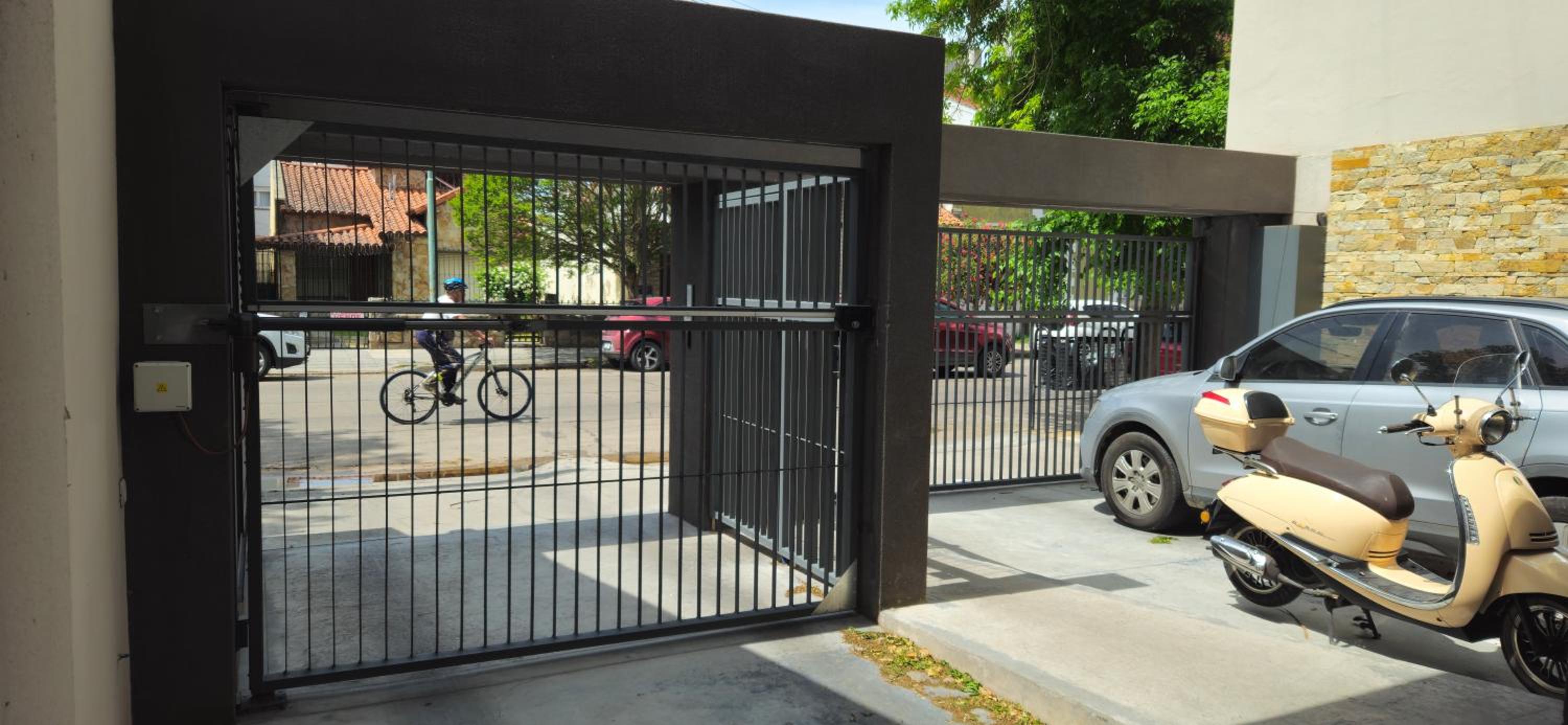 Departamentos totalmente equipados con cochera en Espacios M&A