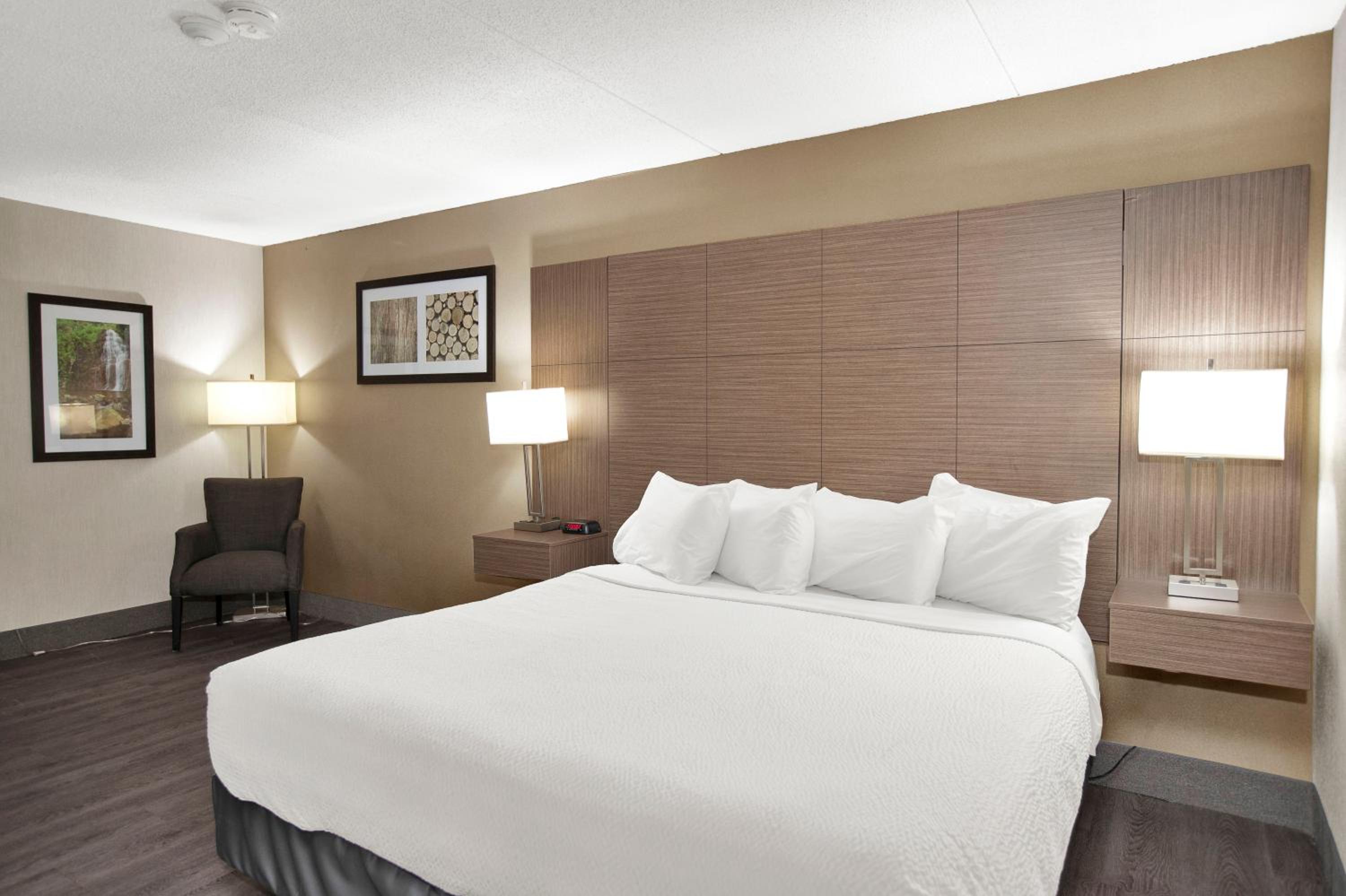 Thunder Bay Vacations - Superior Inn Hotel and Conference Centre Thunder Bay - Property Image 70