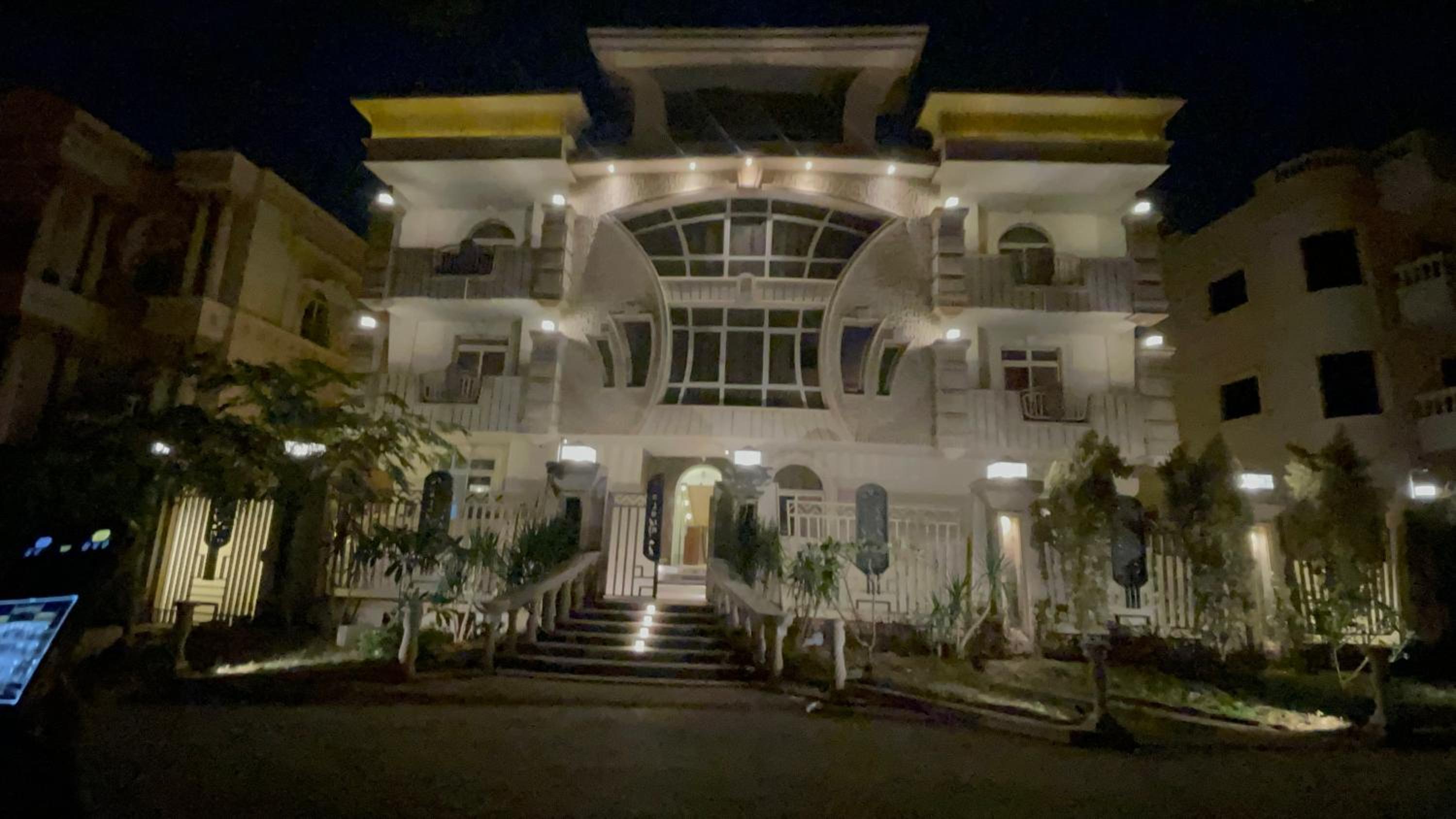Royal apartment in private villa New Cairo in villa 255 Panafsig 11