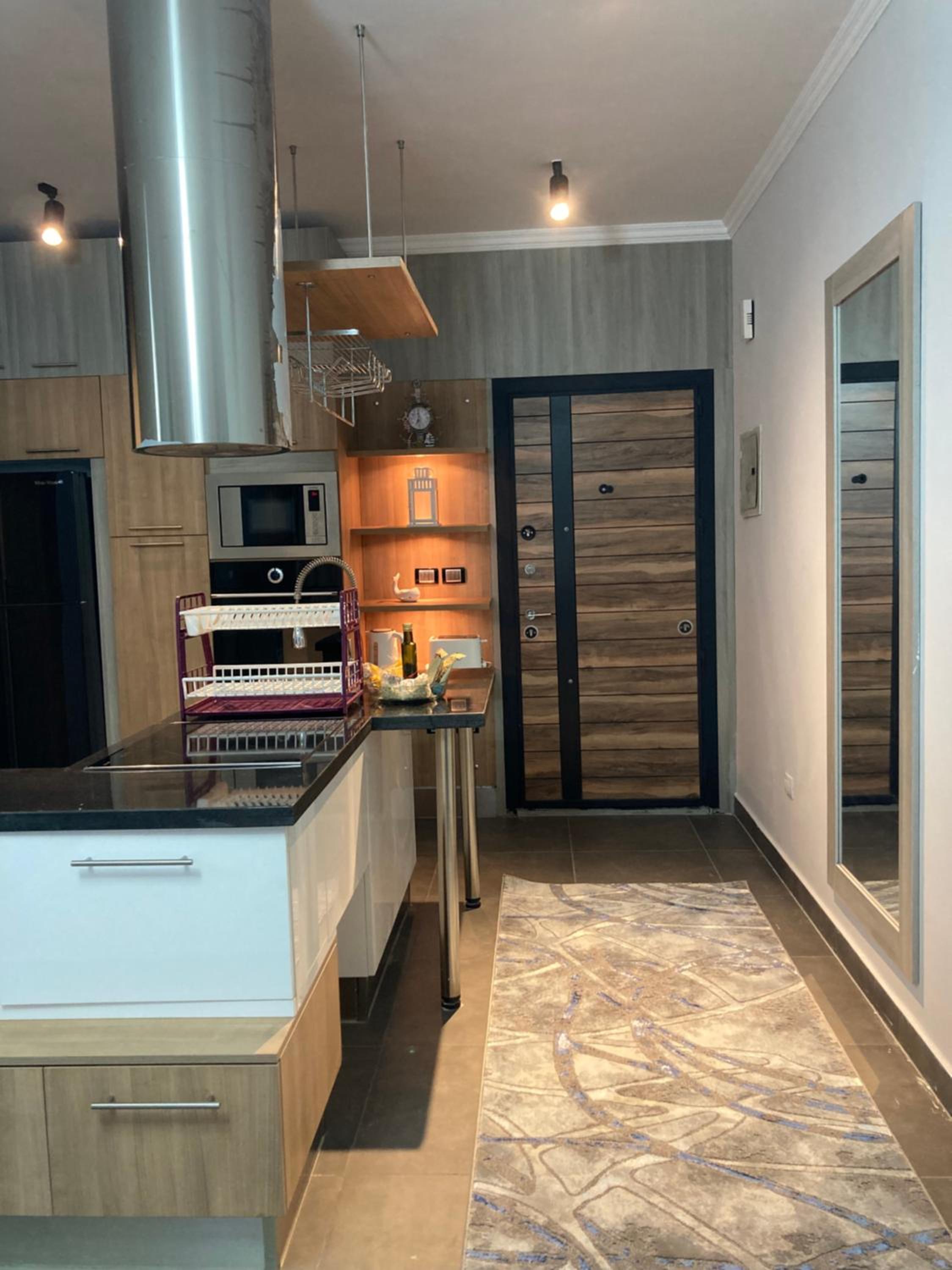 New Modern Apartment