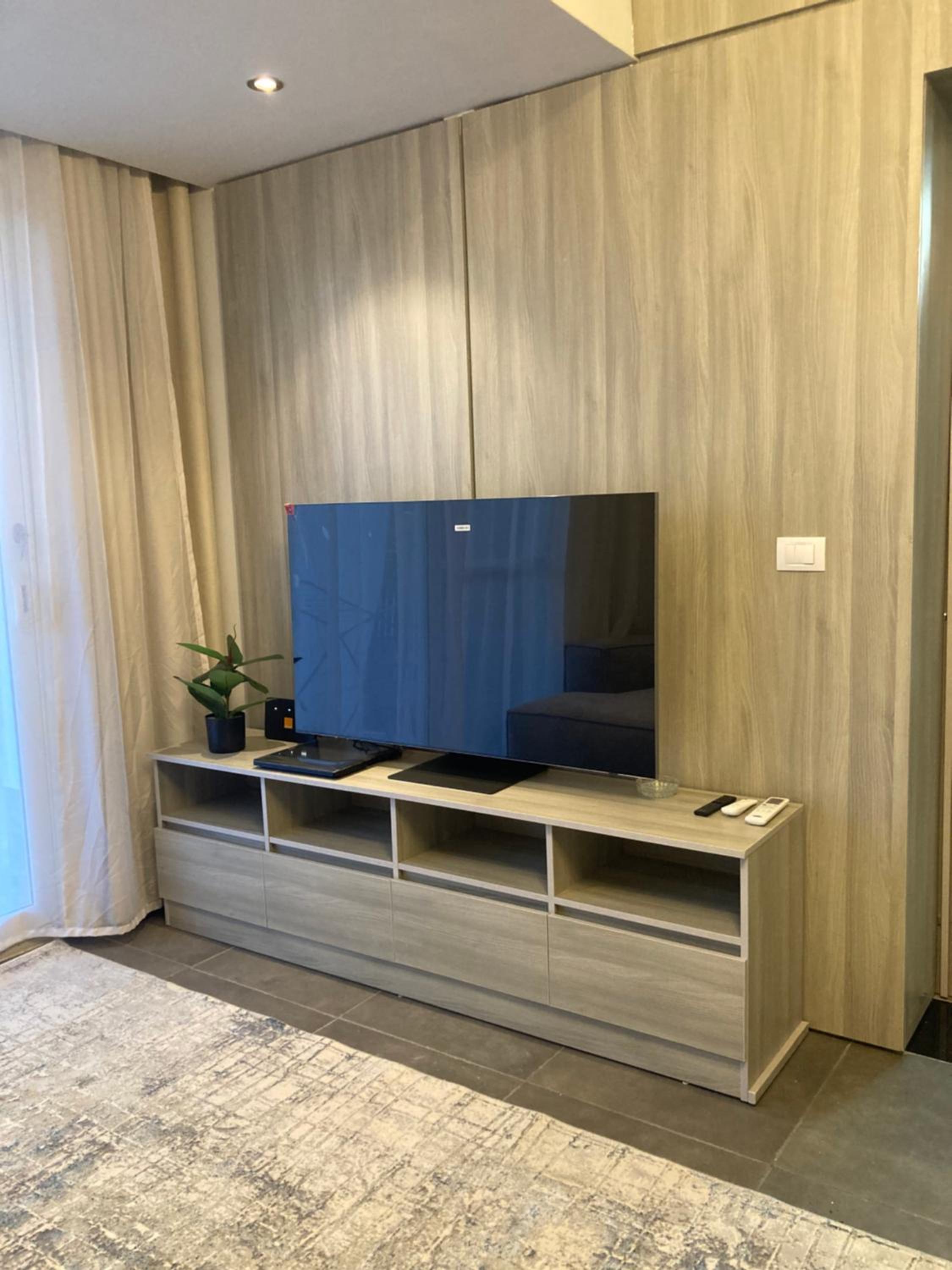 New Modern Apartment