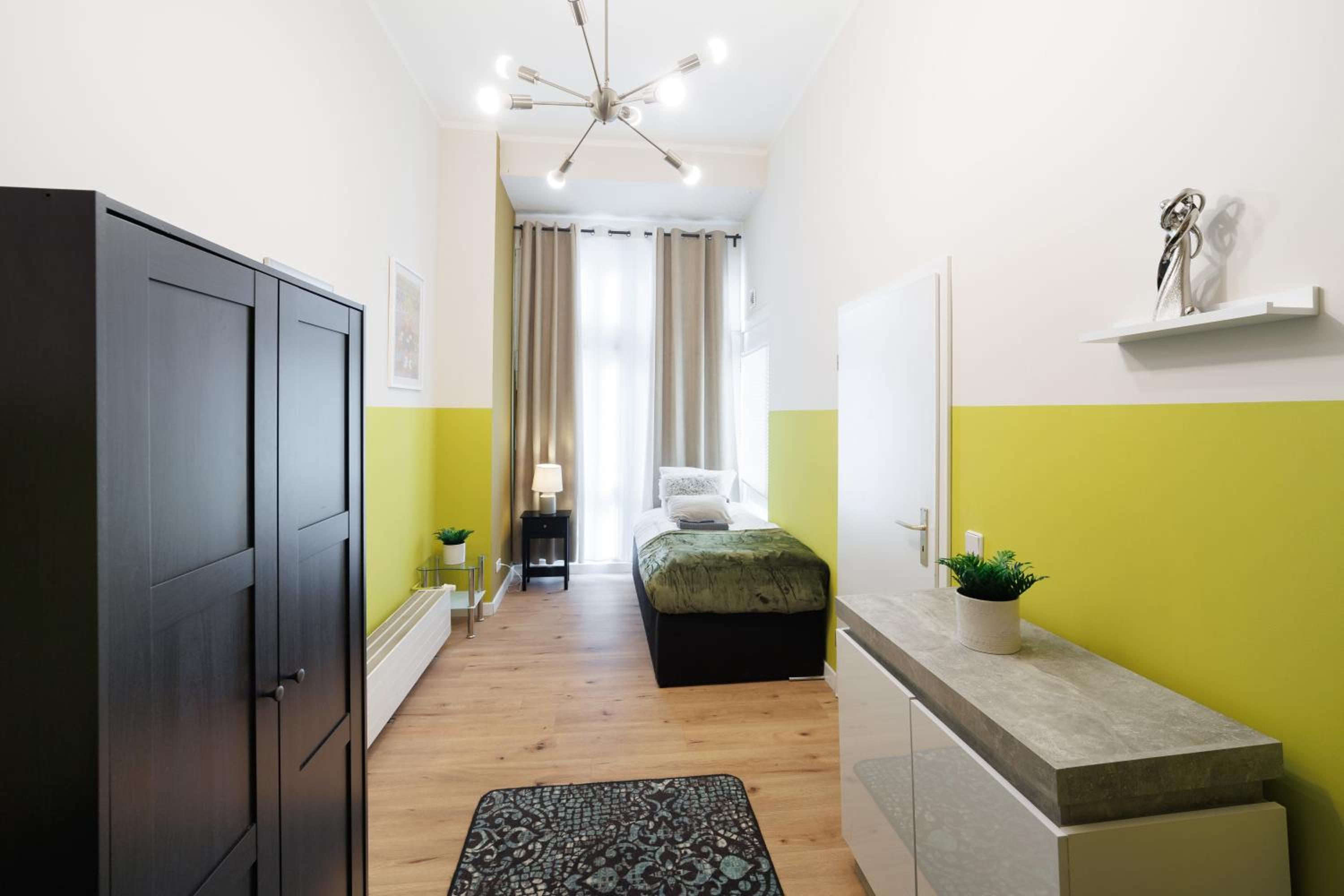 Stylish 4Rooms Flat am Adenauerplatz 8 Personen Kurfürstendamm