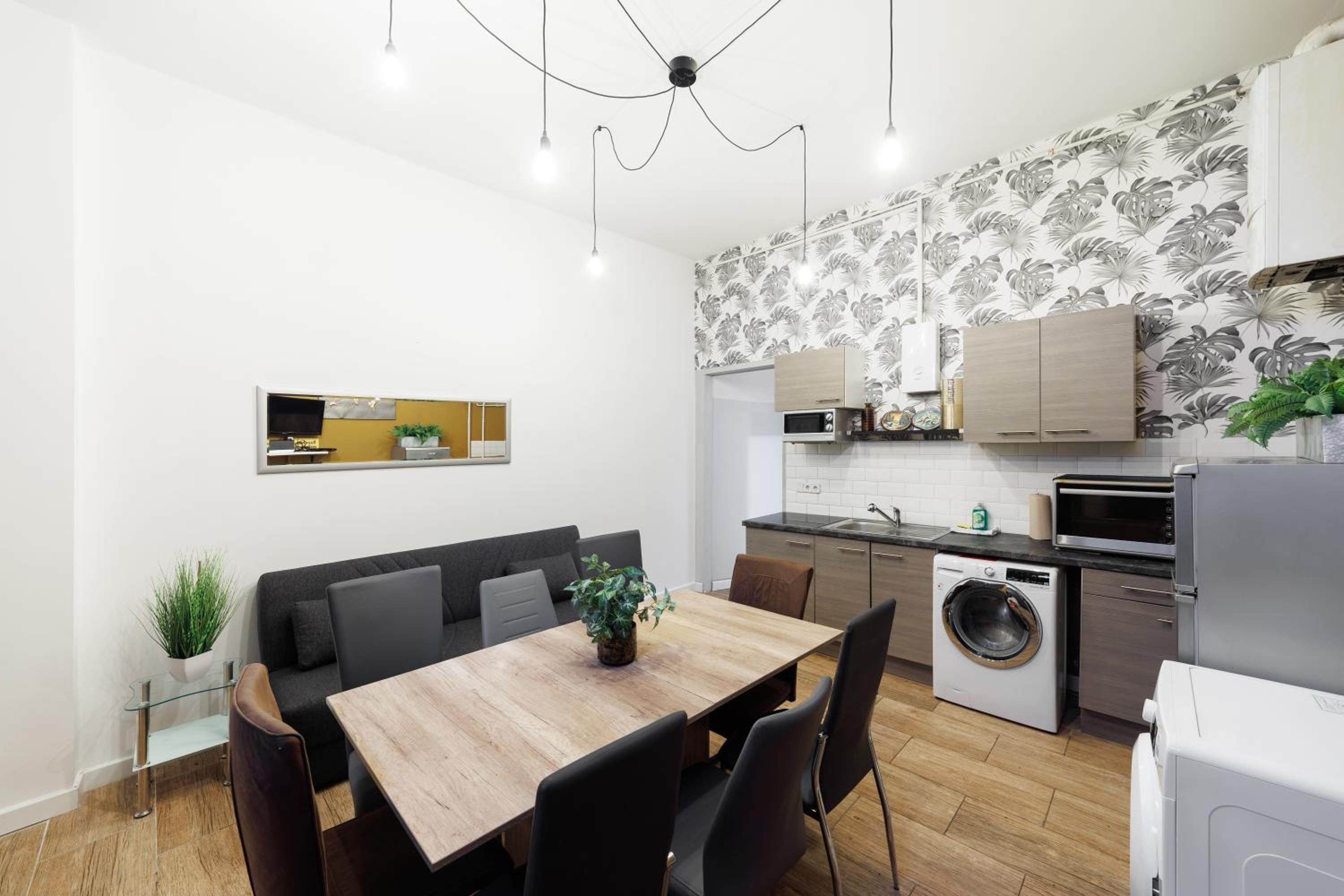 Stylish 4Rooms Flat am Adenauerplatz 8 Personen Kurfürstendamm