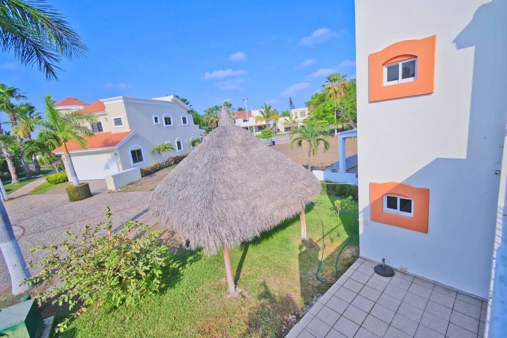 Beautiful Residence in the most exclusive preserve view 2
