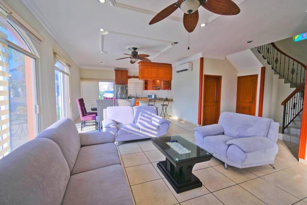 Beautiful Residence in the most exclusive preserve view 4