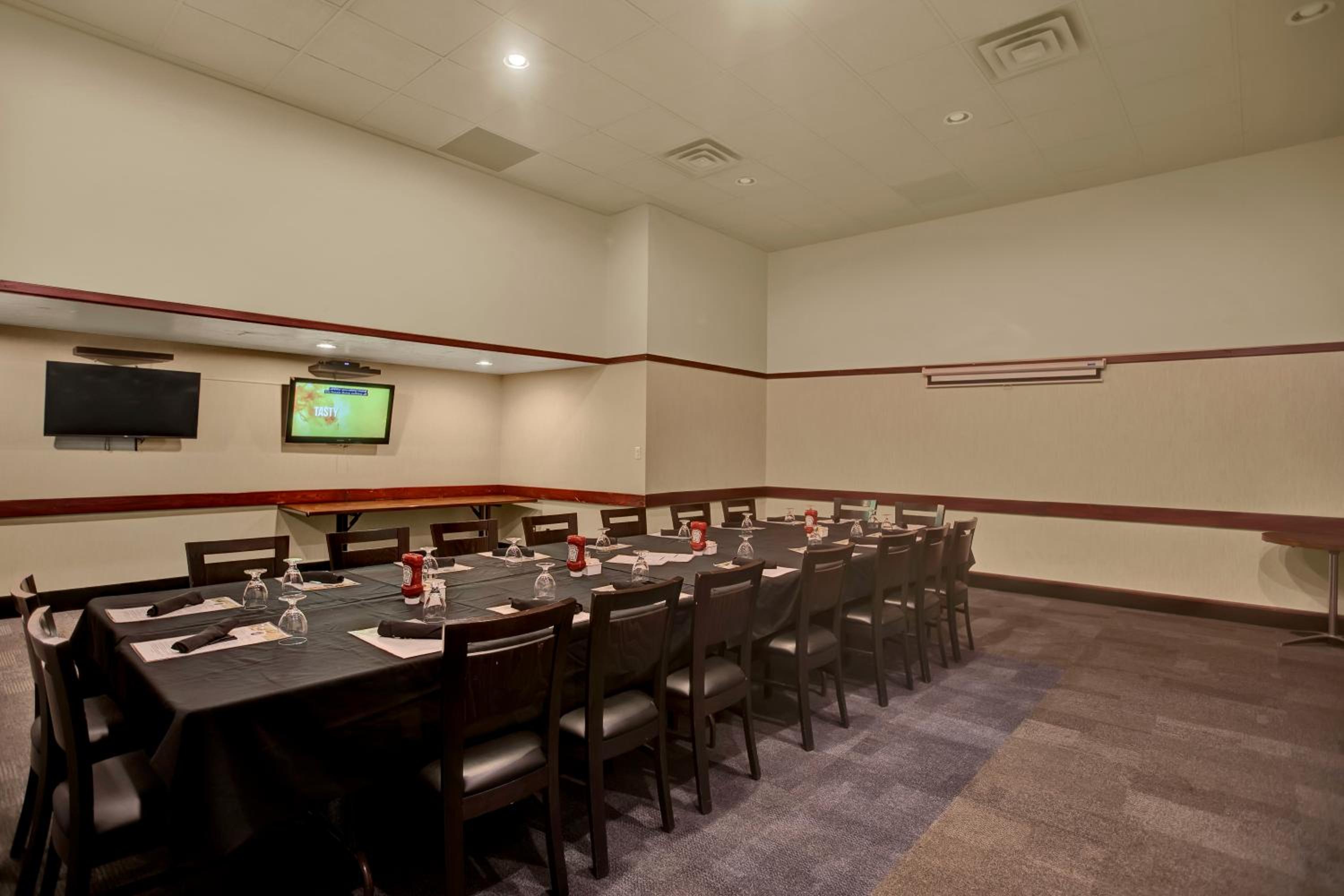 Thunder Bay Vacations - Superior Inn Hotel and Conference Centre Thunder Bay - Property Image 37