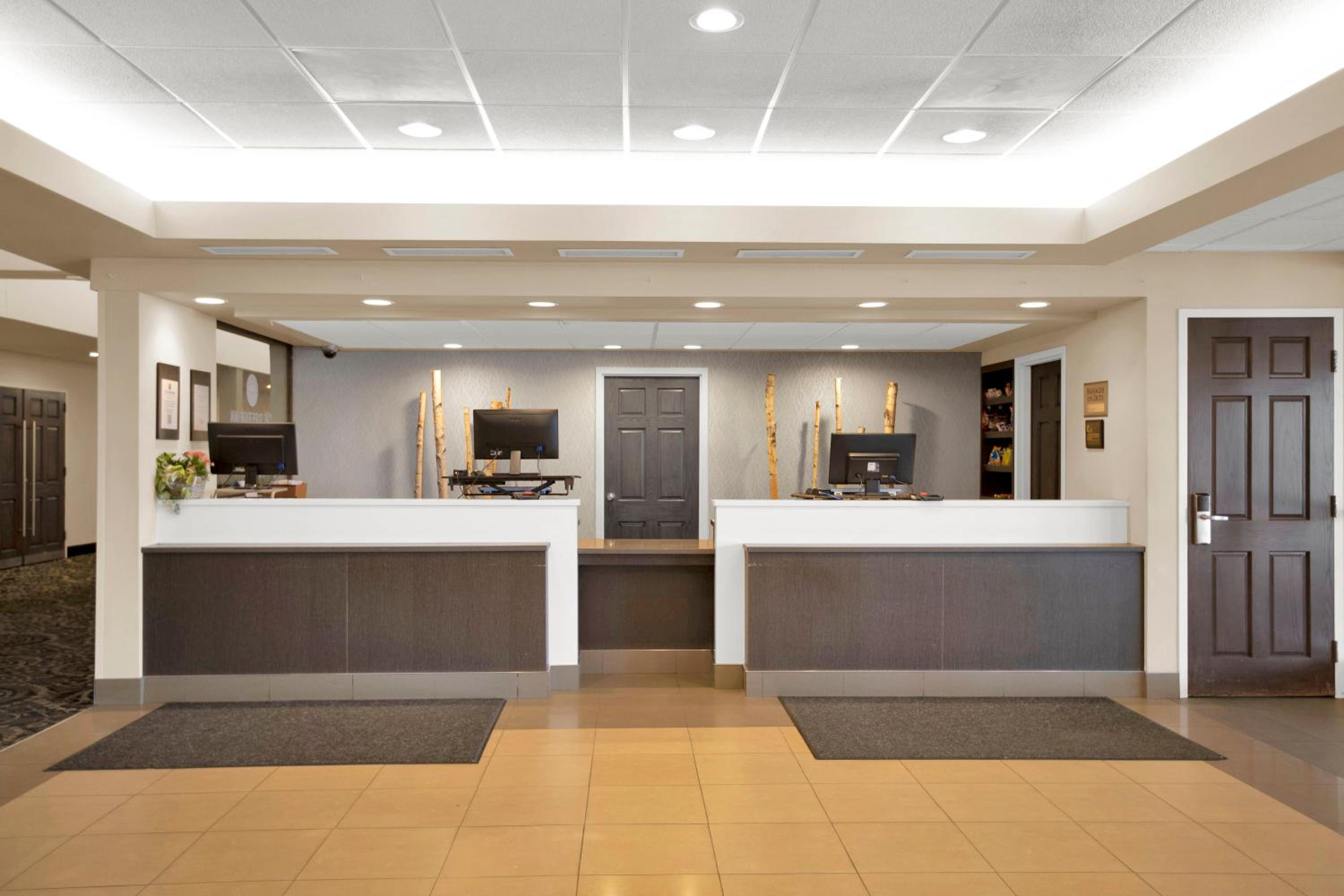 Thunder Bay Vacations - Superior Inn Hotel and Conference Centre Thunder Bay - Property Image 110