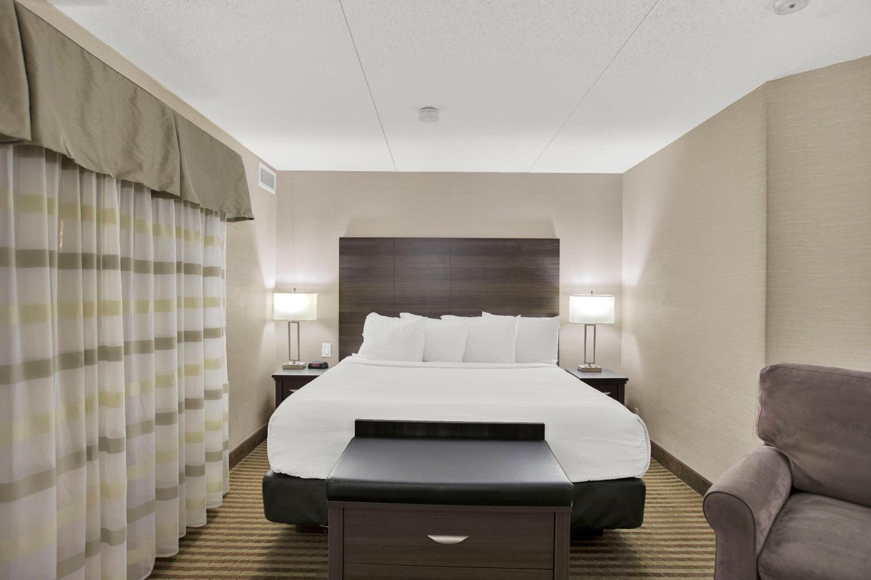 Thunder Bay Vacations - Superior Inn Hotel and Conference Centre Thunder Bay - Property Image 46