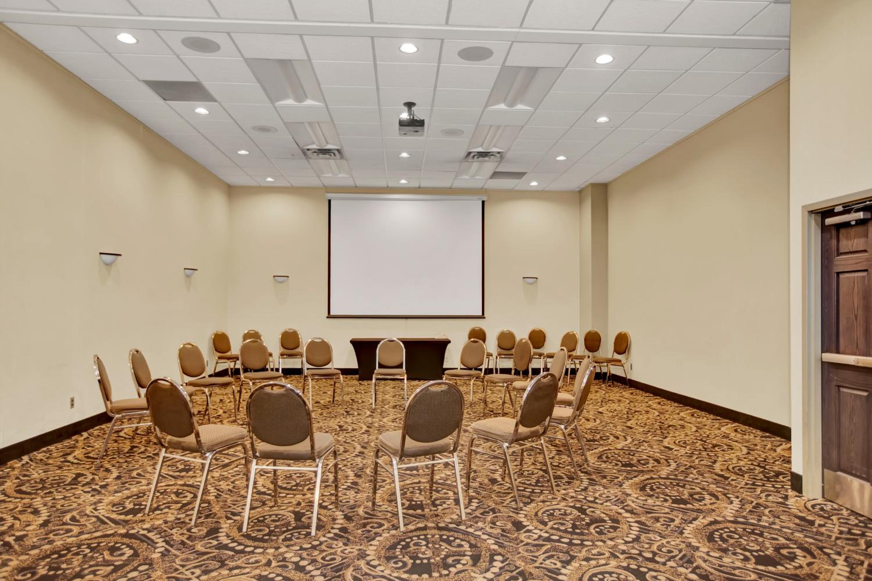 Thunder Bay Vacations - Superior Inn Hotel and Conference Centre Thunder Bay - Property Image 90