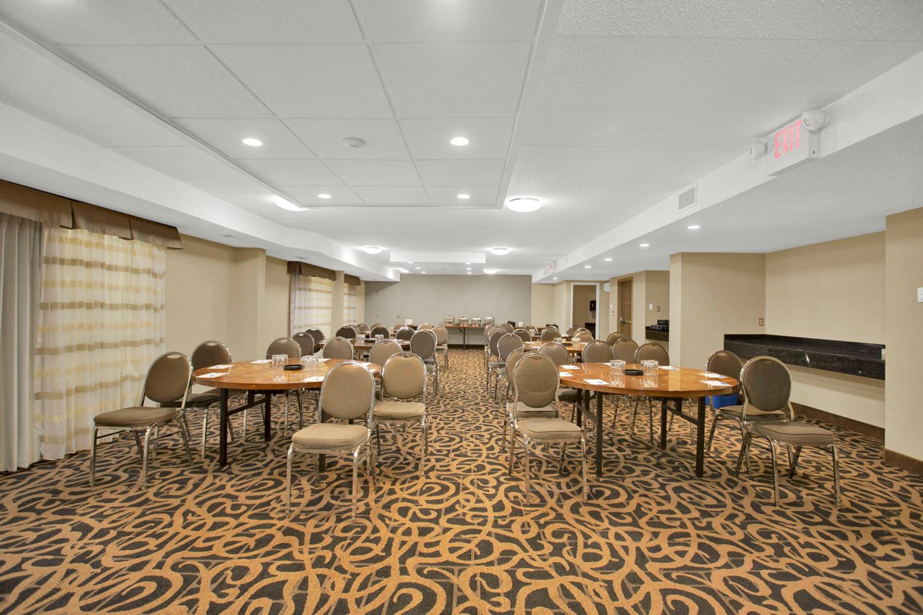 Thunder Bay Vacations - Superior Inn Hotel and Conference Centre Thunder Bay - Property Image 117