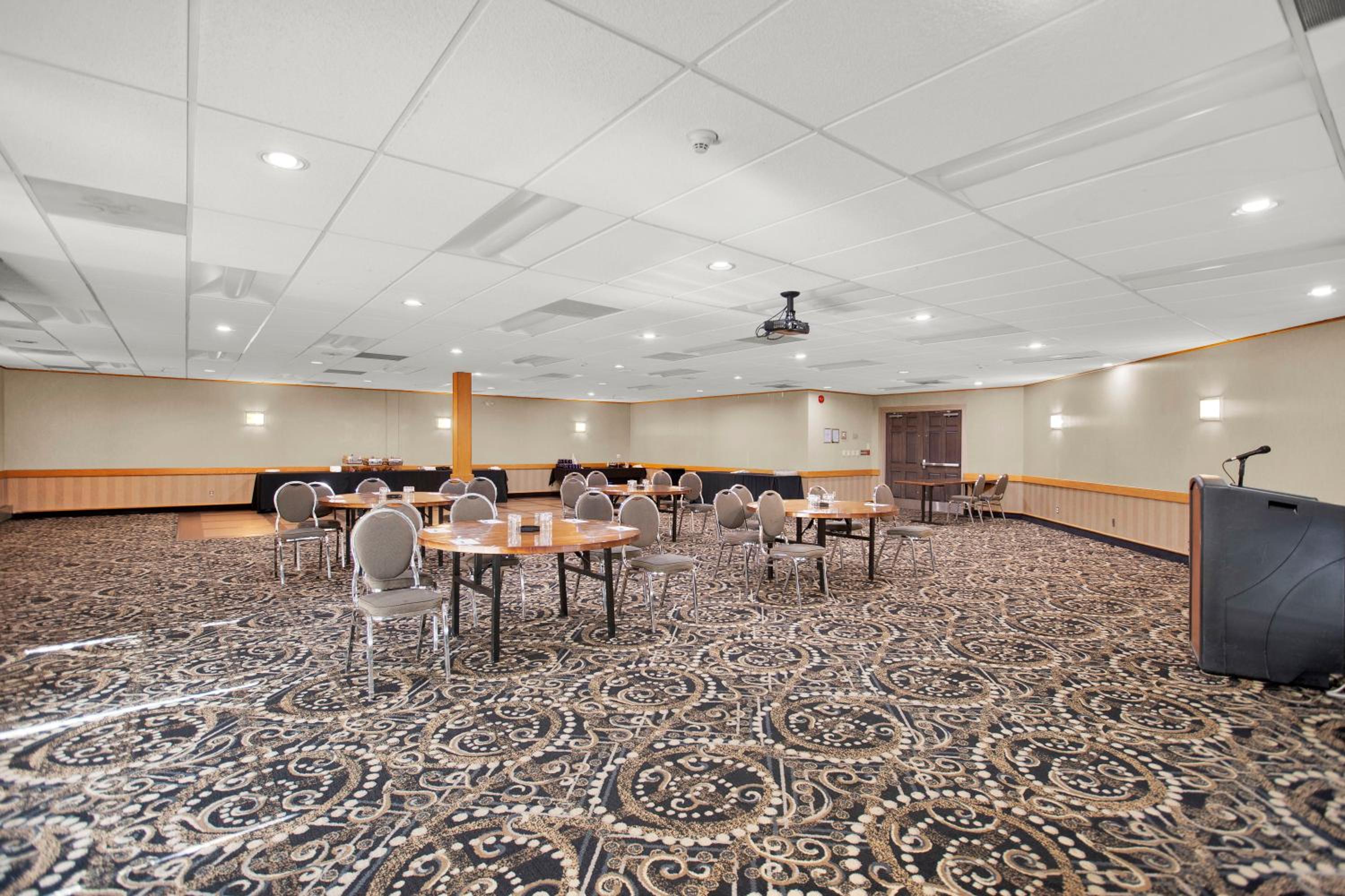 Thunder Bay Vacations - Superior Inn Hotel and Conference Centre Thunder Bay - Property Image 118