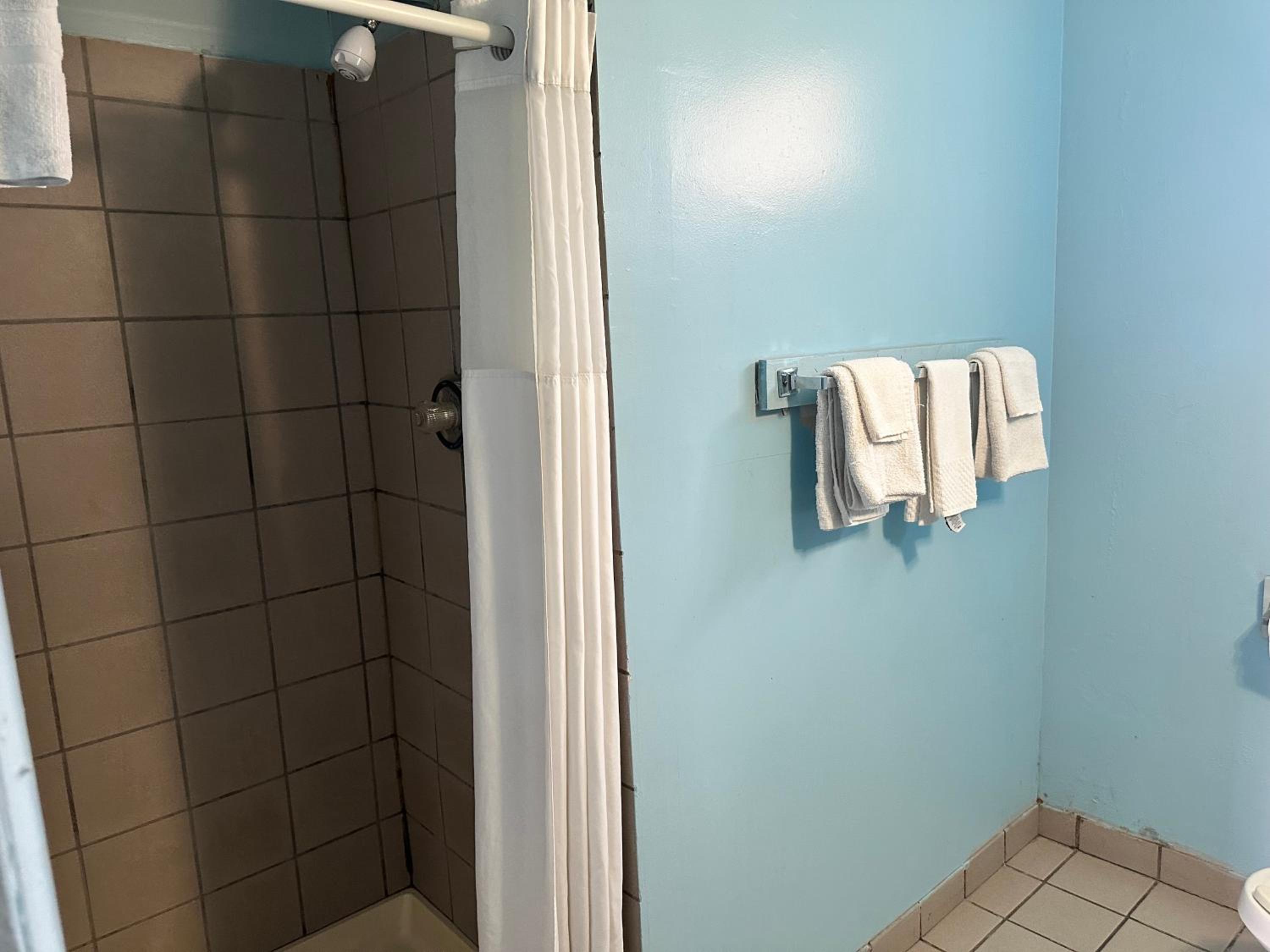 Westgate Manor Motel Austintown & Youngstown OHIO