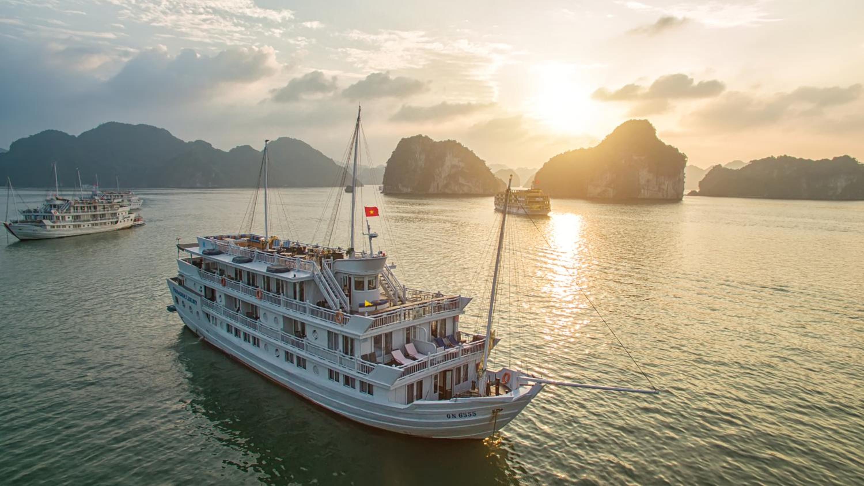 Paradise Sails Cruise - Image 2
