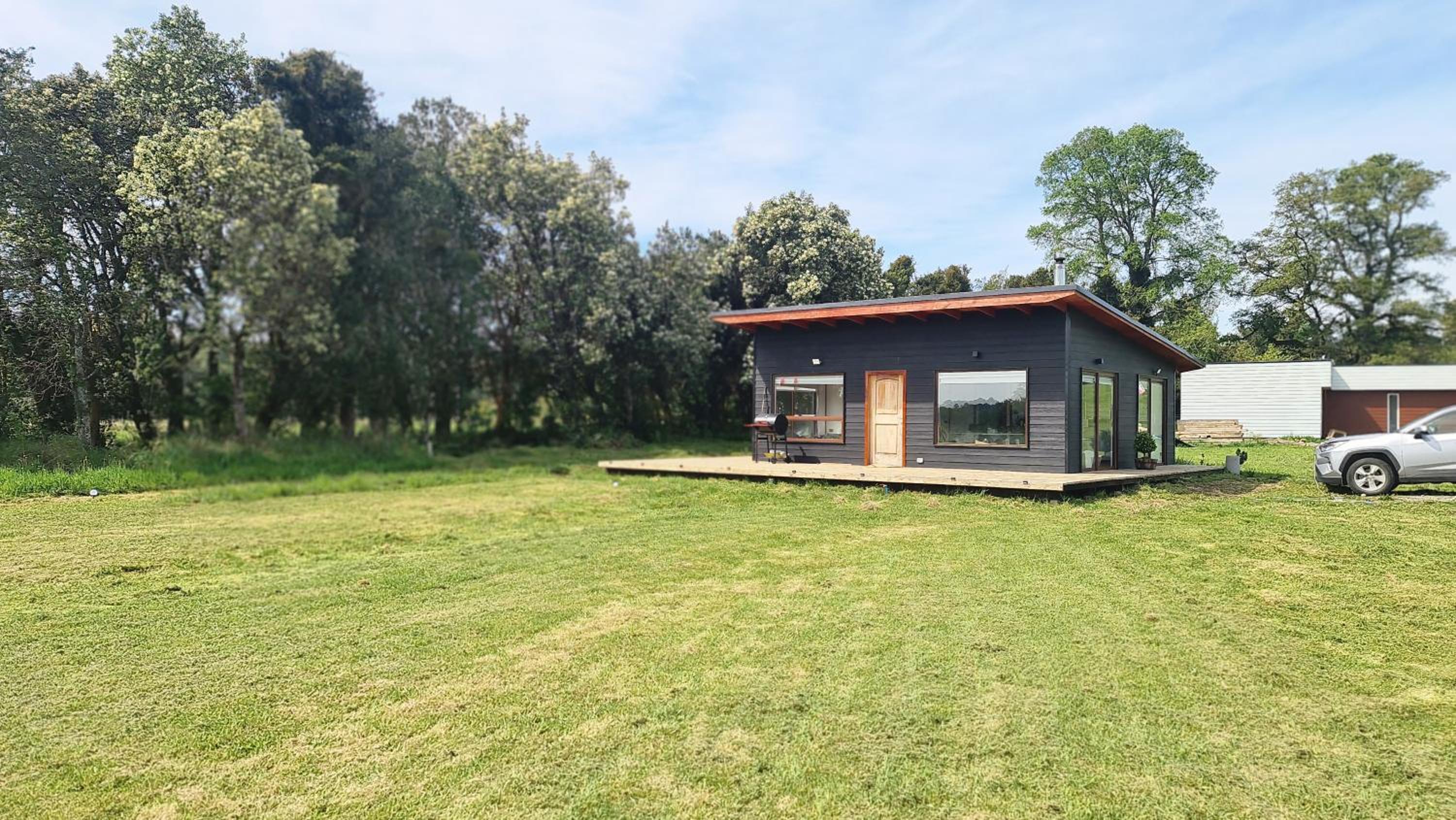 HERMOSA CASA rodeada DE NATURALEZA