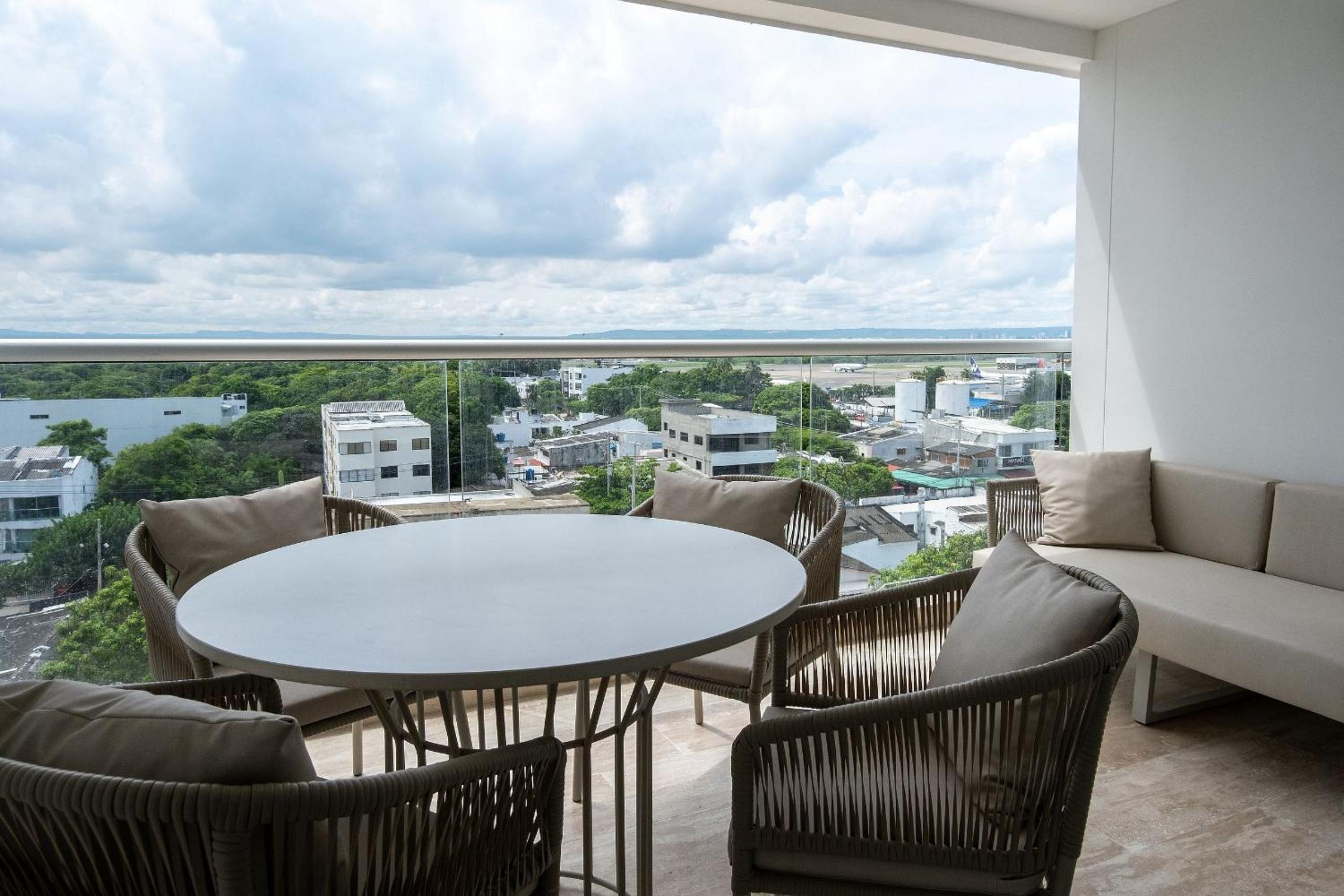 Hermoso moderno y comodo Cartagena Beach CB741