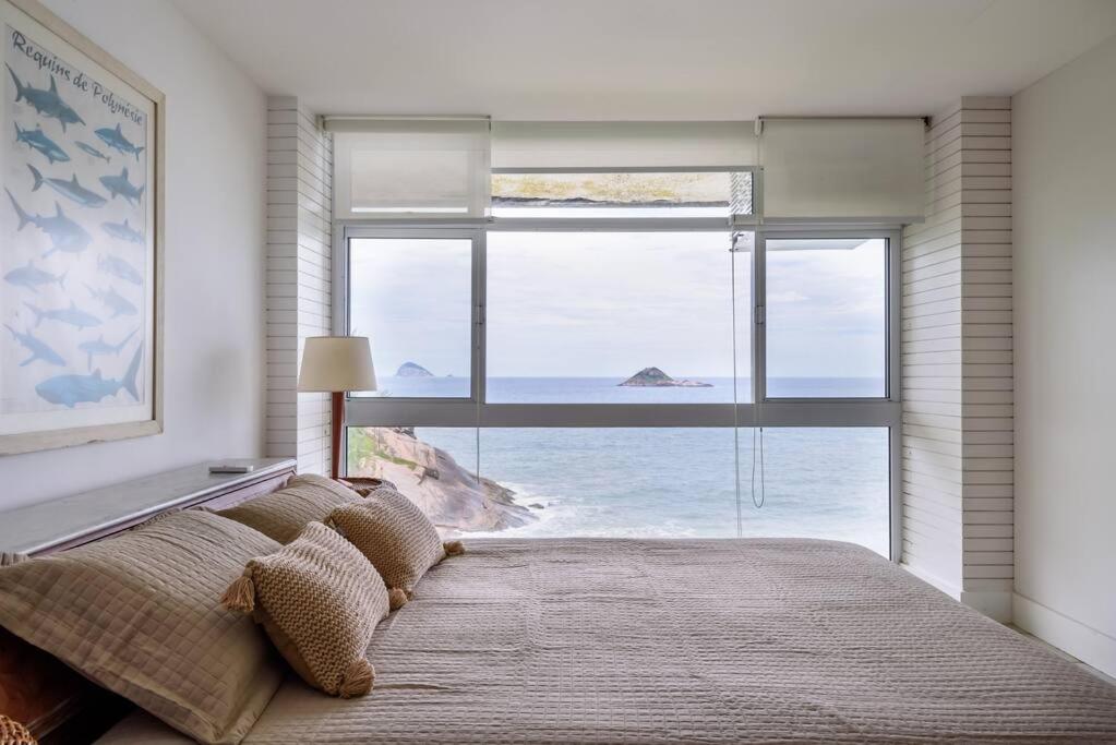 Praia da Joatinga, triplex luxo sobre o mar