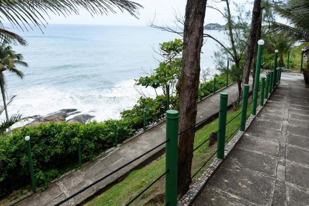 Praia da Joatinga, triplex luxo sobre o mar
