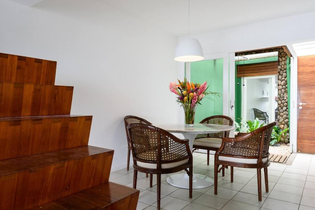 Praia da Joatinga, triplex luxo sobre o mar