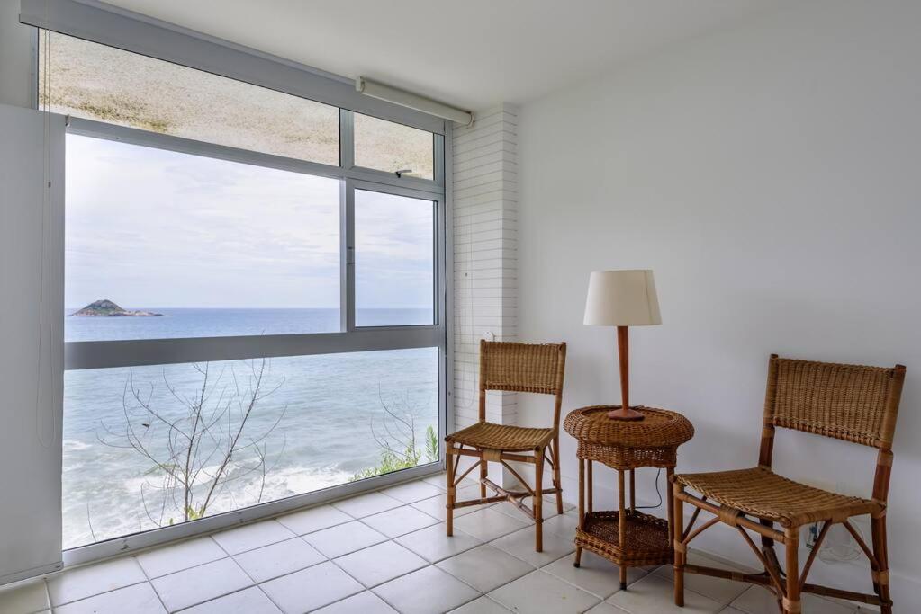 Praia da Joatinga, triplex luxo sobre o mar