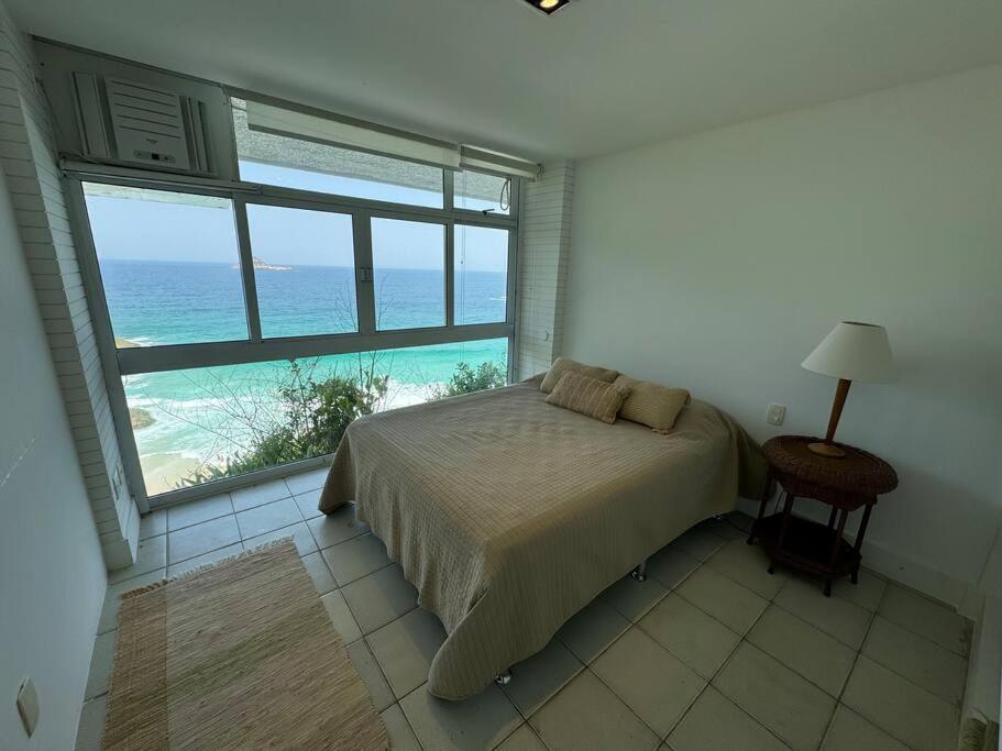 Praia da Joatinga, triplex luxo sobre o mar