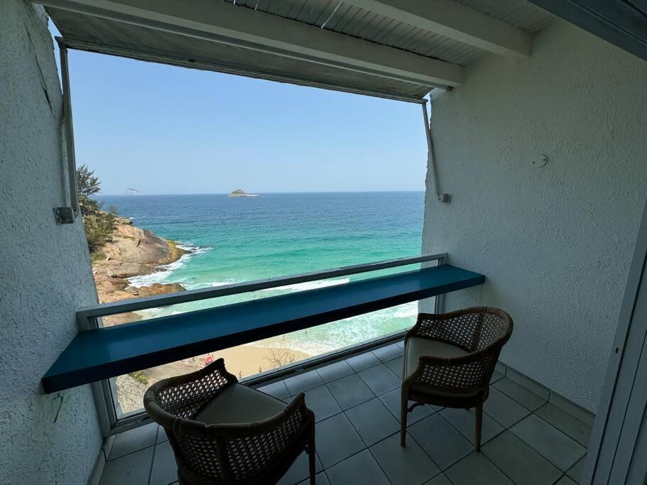 Praia da Joatinga, triplex luxo sobre o mar