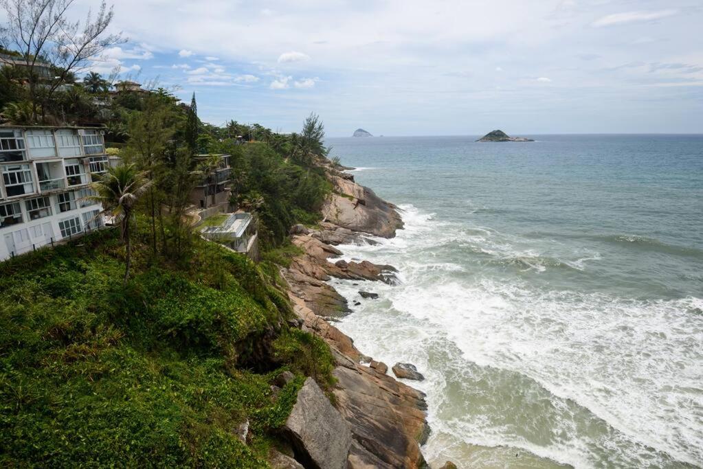 Praia da Joatinga, triplex luxo sobre o mar