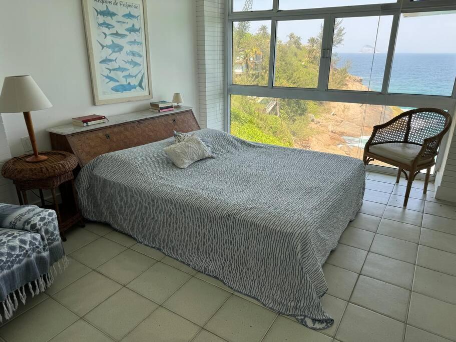 Praia da Joatinga, triplex luxo sobre o mar