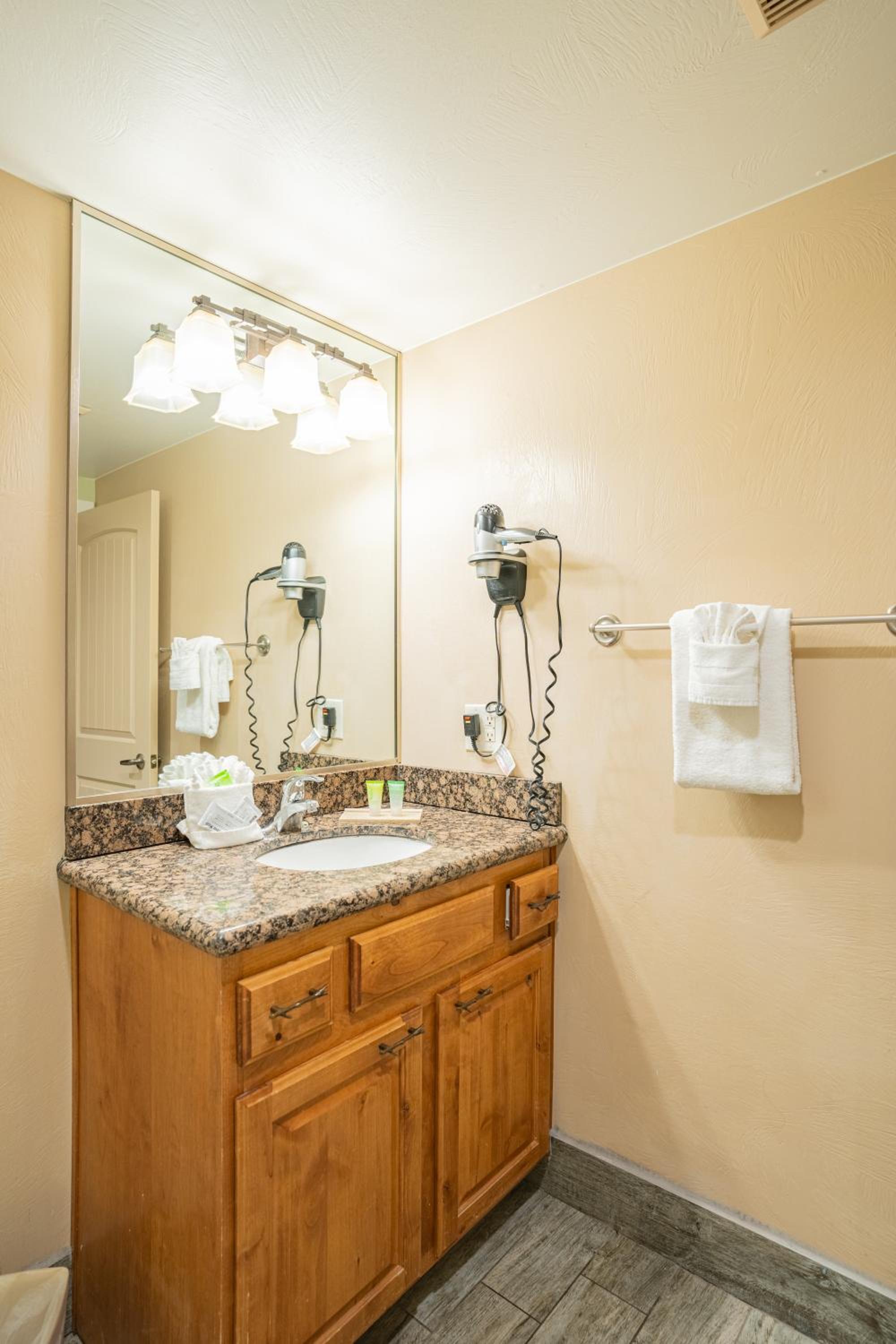 Petty Ranch Inn 62