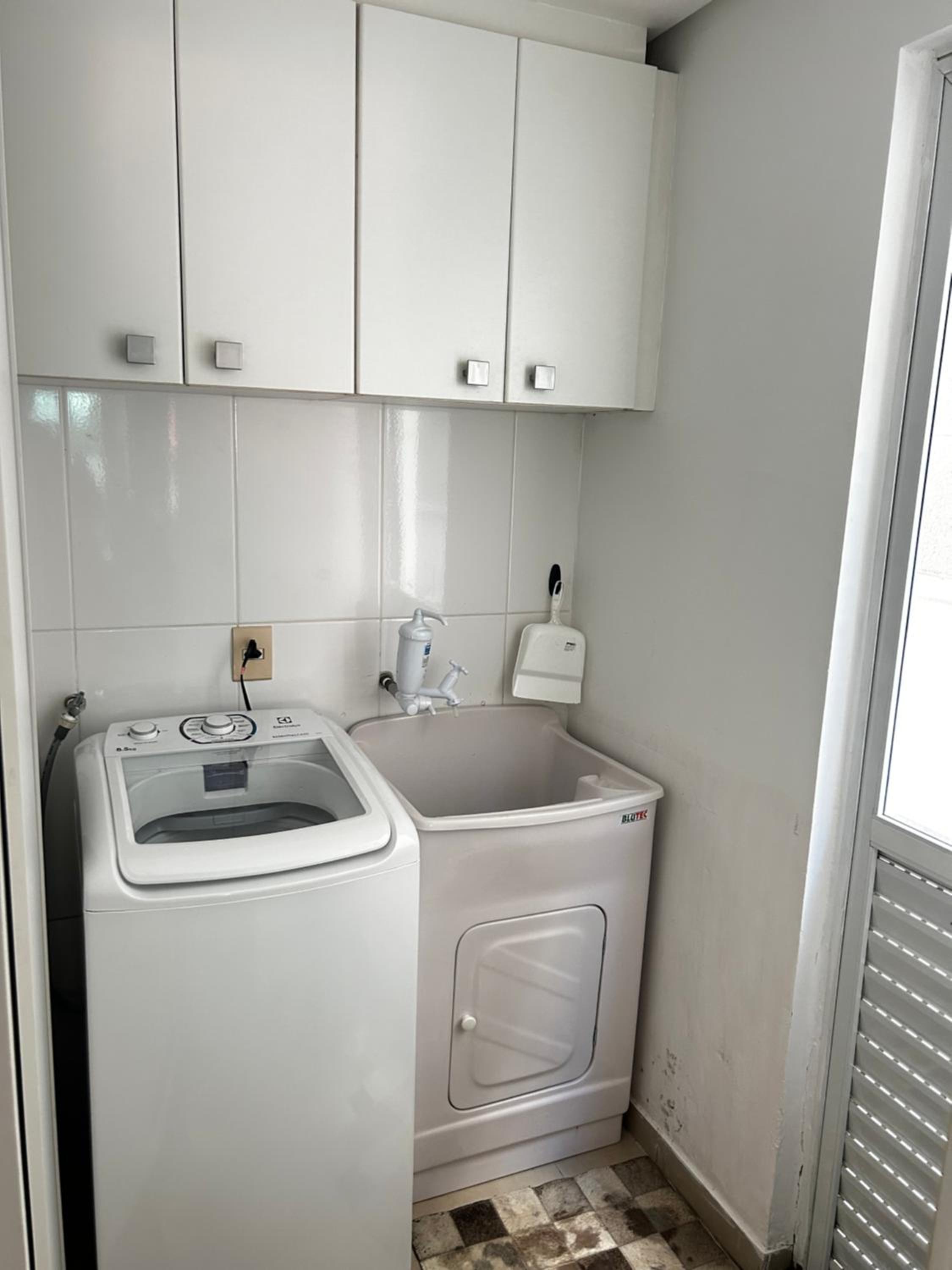 Apartamento para alugar na temporada a 150m do mar
