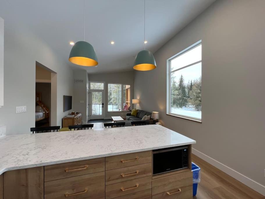 4595 Alpine Way by StayIn