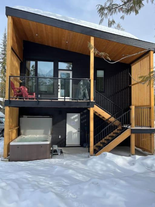 4595 Alpine Way by StayIn