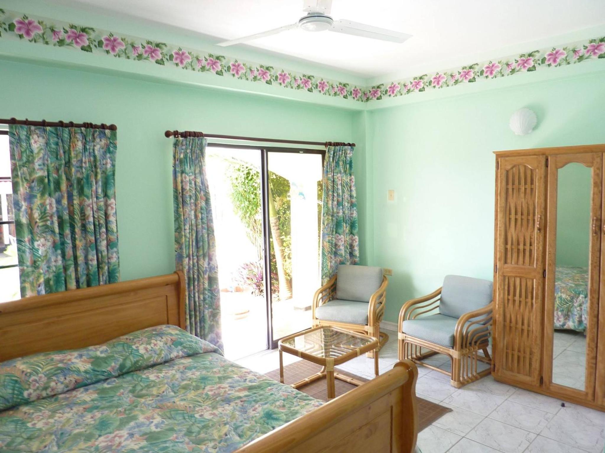 Westgate Hummingbird Inn