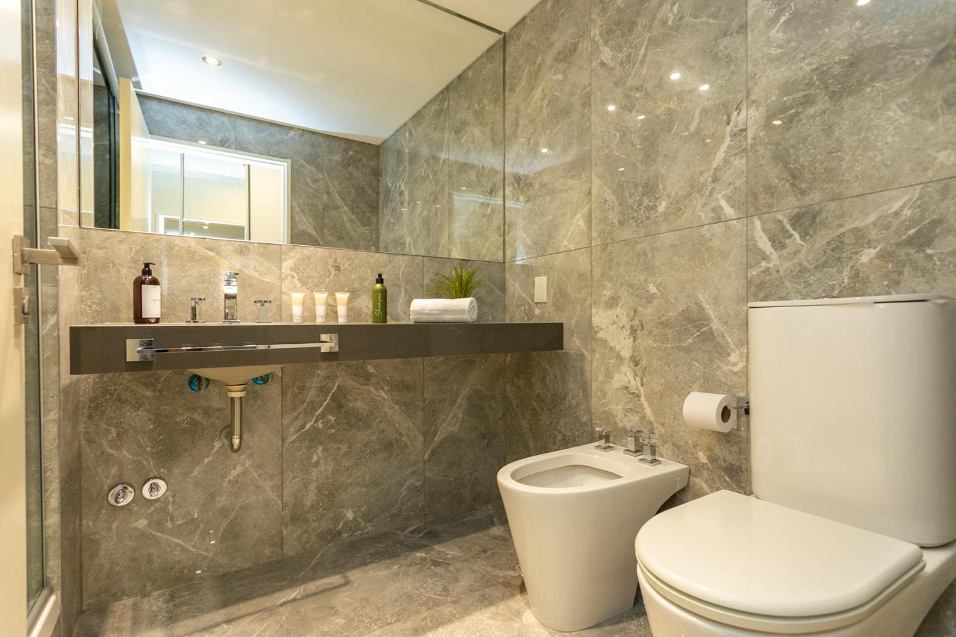 Estudio moderno exclusivo Deco Recoleta by Armani Casa