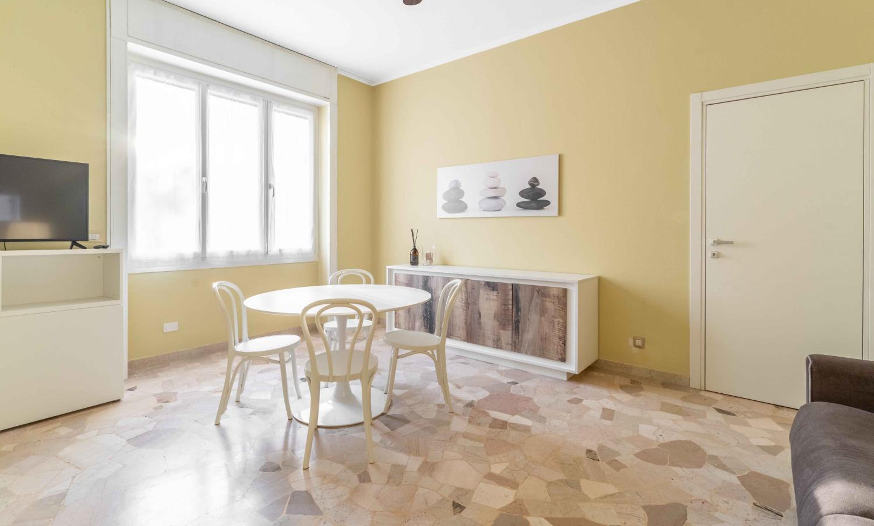 Green House San Siro M5 2 camere Netflix