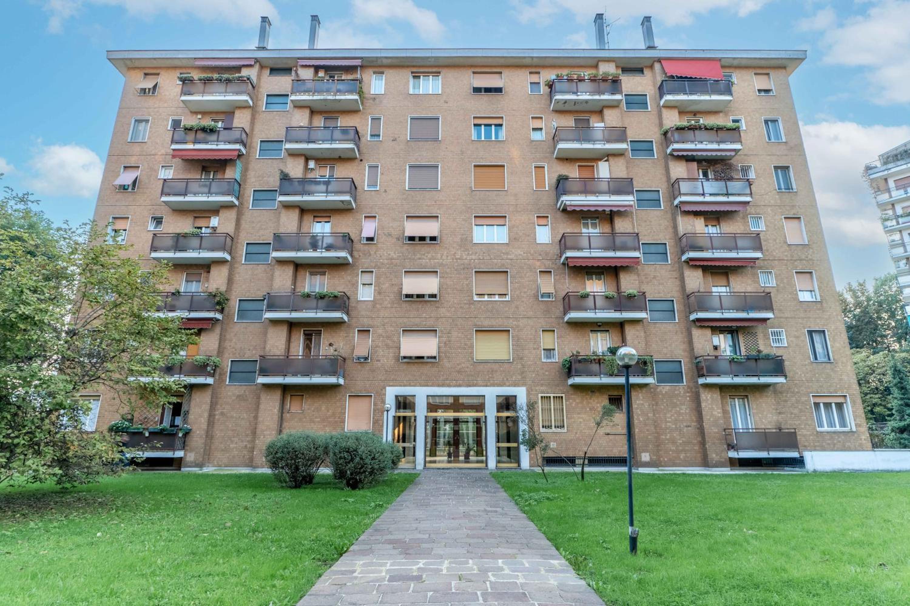 Green House San Siro M5 2 camere Netflix