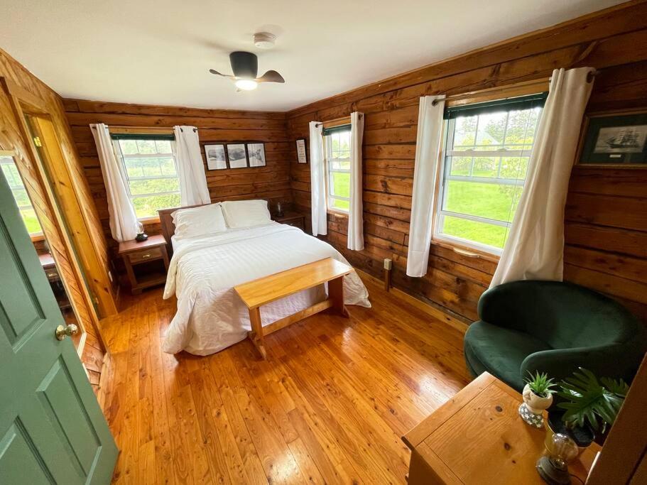 The Intervale Large Group Retreat 12 suites