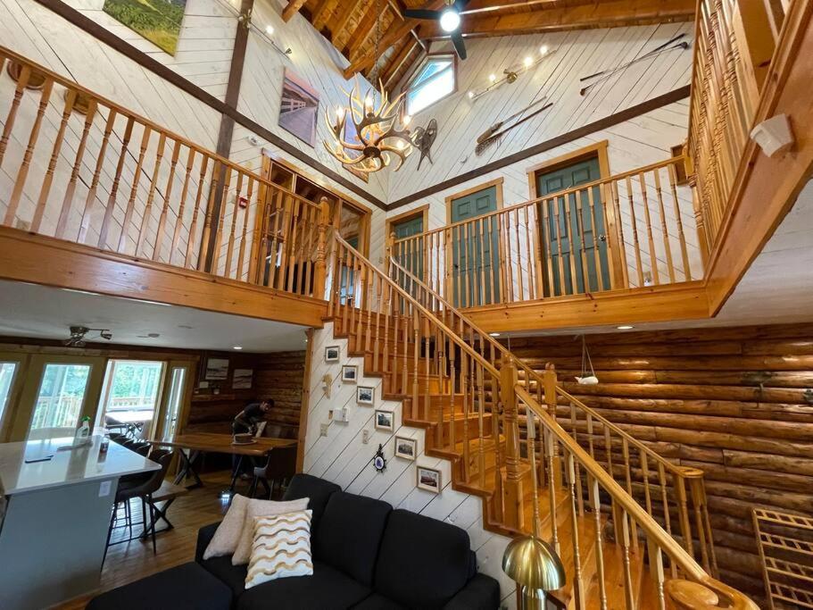 The Intervale Large Group Retreat 12 suites