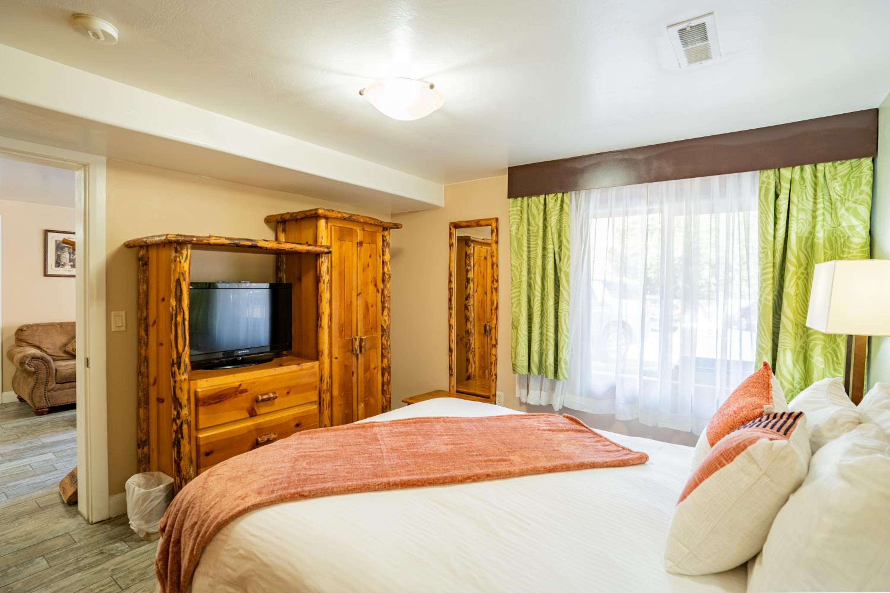Petty Ranch Inn 70
