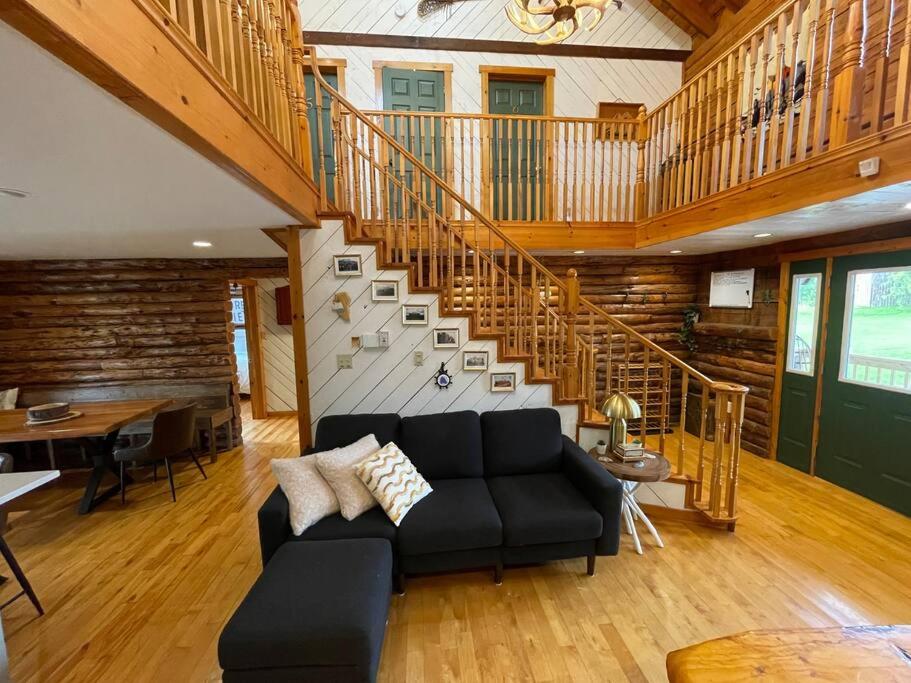 The Intervale Large Group Retreat 12 suites