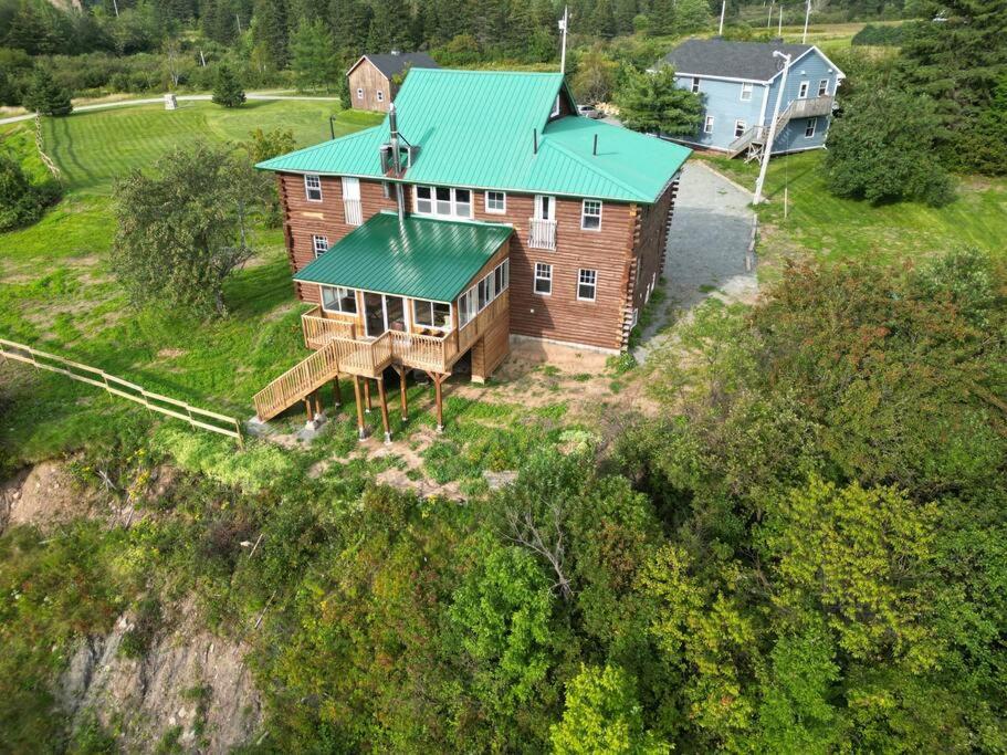 The Intervale Large Group Retreat 12 suites