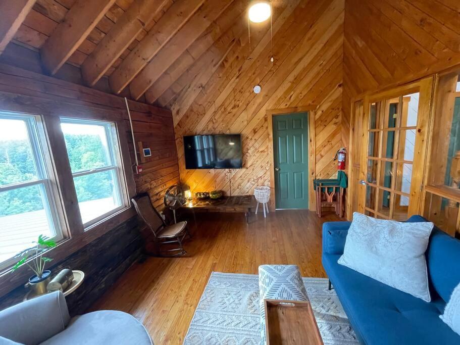 The Intervale Large Group Retreat 12 suites