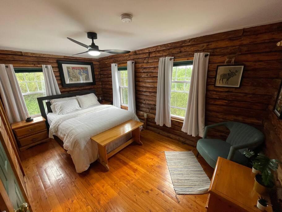 The Intervale Large Group Retreat 12 suites