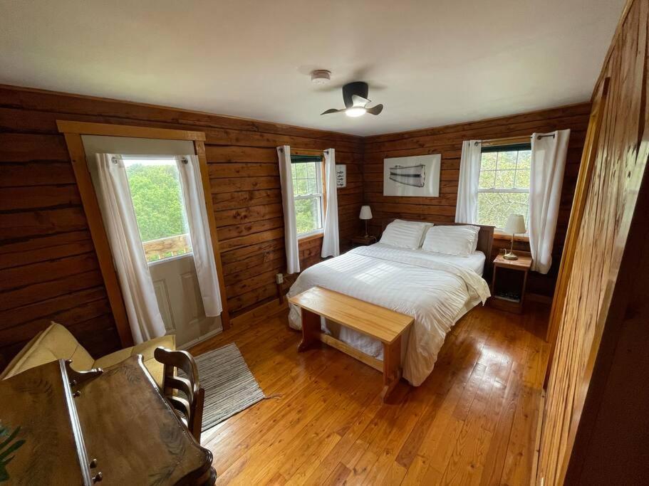 The Intervale Large Group Retreat 12 suites