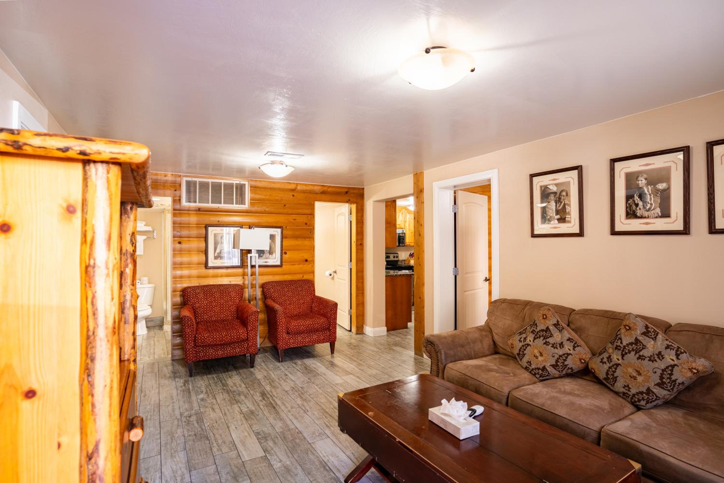 Petty Ranch Inn 74